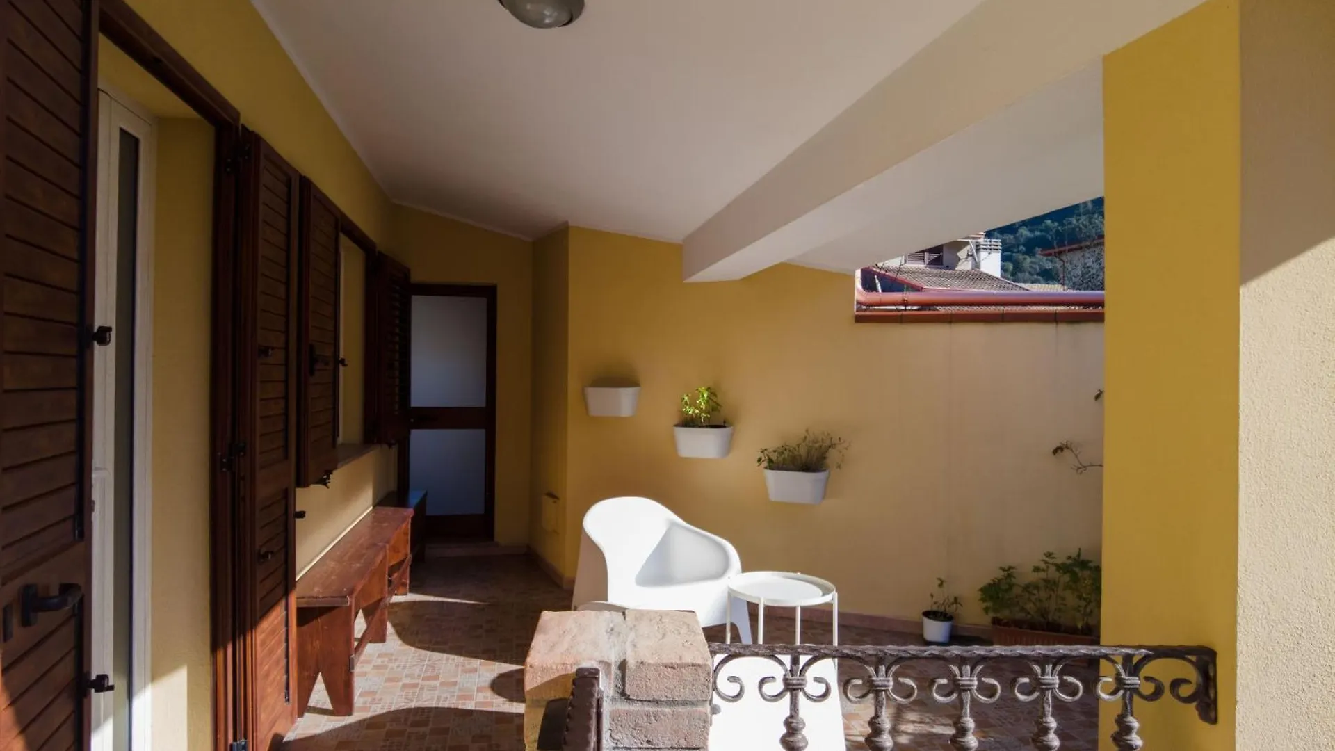 Tatil Evi Attic With A View Villa Fluminimaggiore İtalya