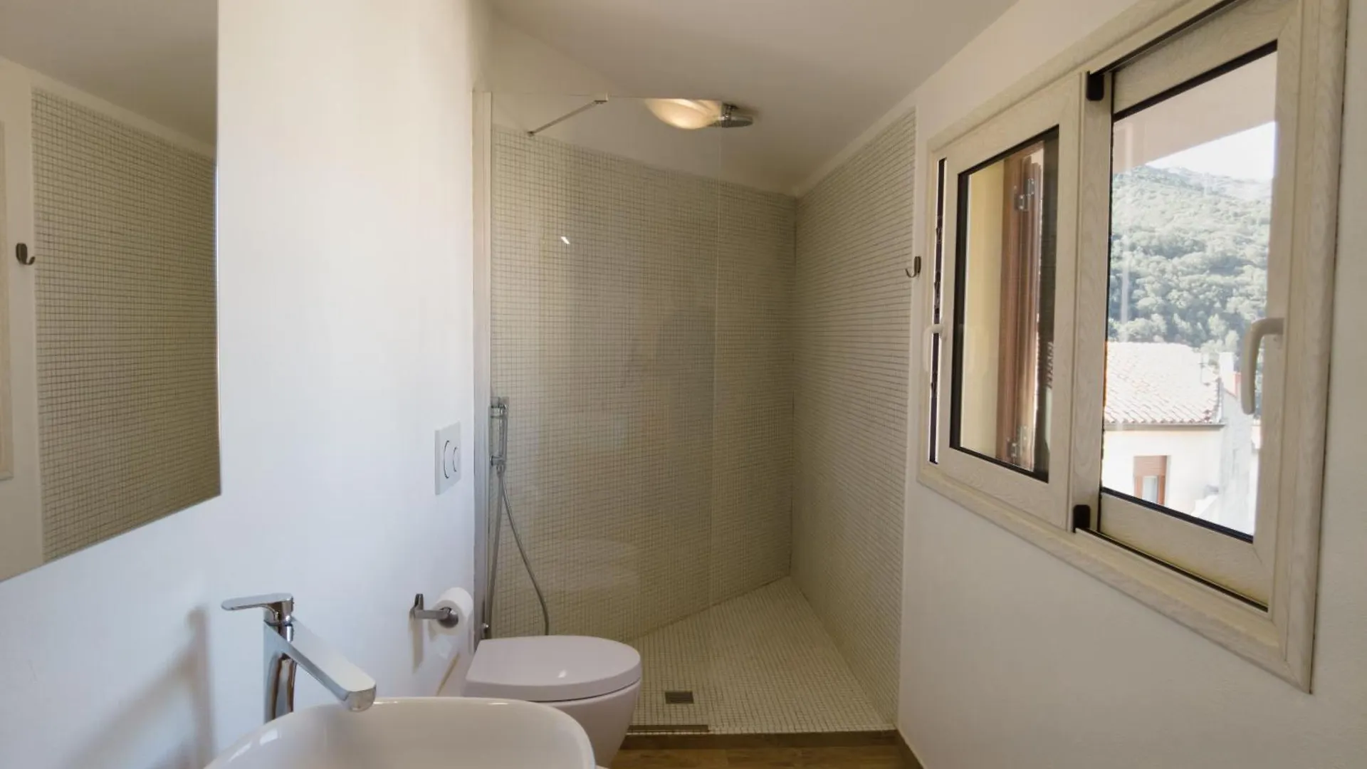 Attic With A View Villa Fluminimaggiore Tatil Evi